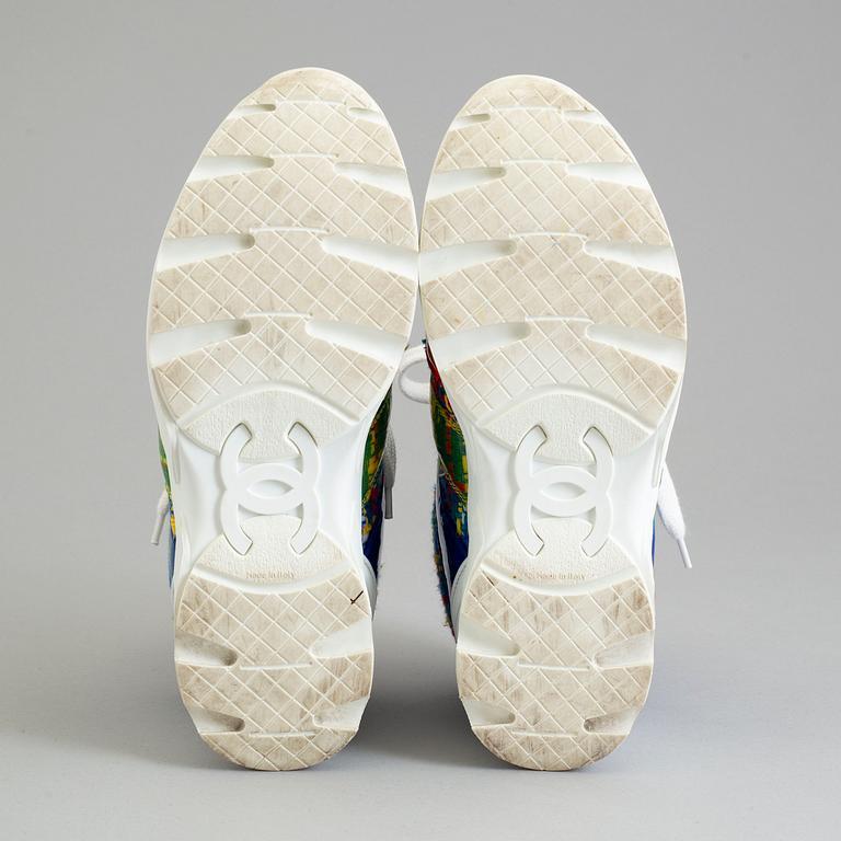 Sneakers by Chanel, size 36,5.