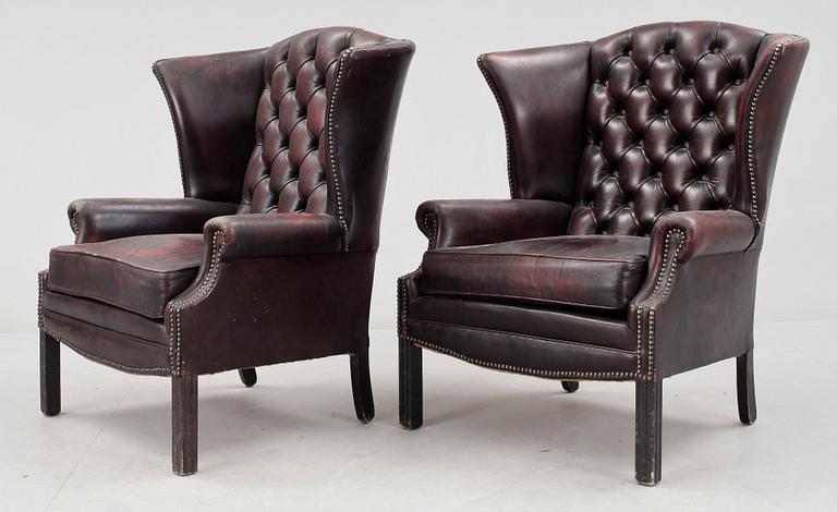 FÅTÖLJER, ett par, skinn, 1900-talets sista kvartal.