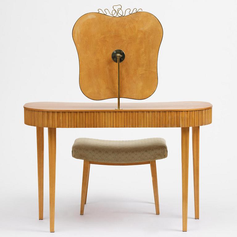 Einar Dahl, a vanity table with stool, cabinetmaker Hjalmar Wikström, for the Stockholm Crafts Association, ca 1939.