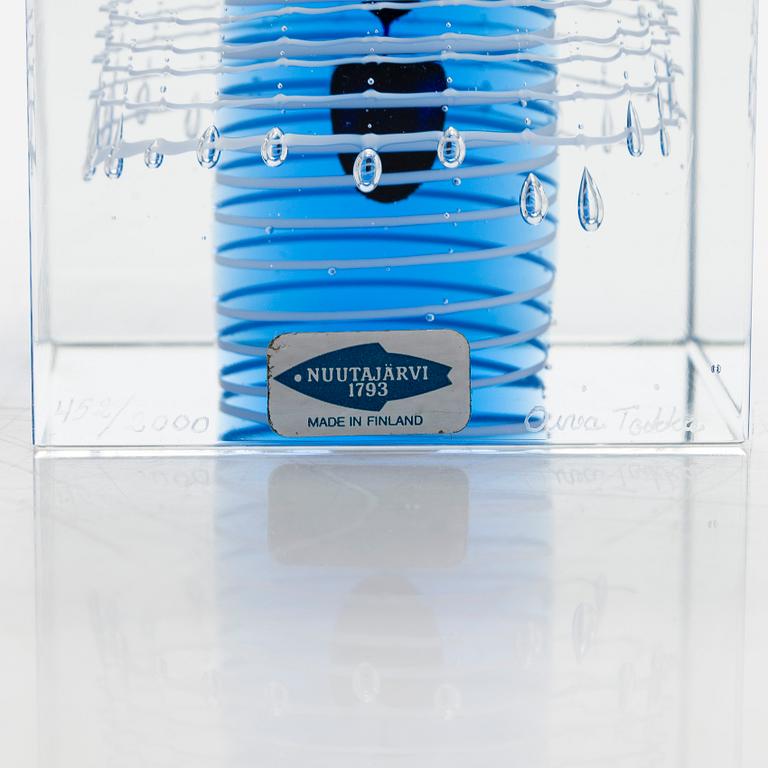 Oiva Toikka, vuosikuutio, signeerattu Oiva Toikka, Nuutajärvi 1993, numeroitu 452/2000.