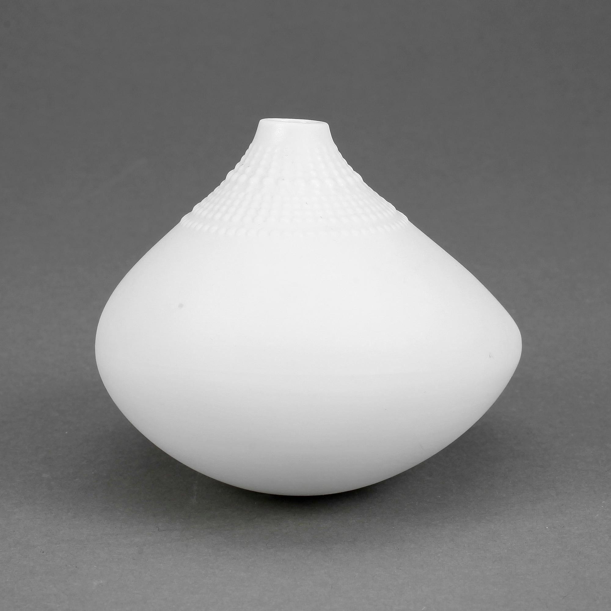 VAS, porslin "Pollo", design Tapio Wirkkala, Studio-Line Rosenthal.