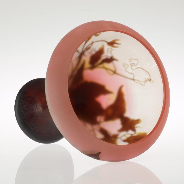 An Emile Gallé Art Nouveau cameo glass vase, Nancy, France.