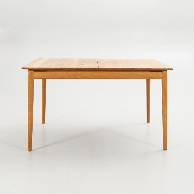 Nirvan Richter, dining table, Norrgavel.