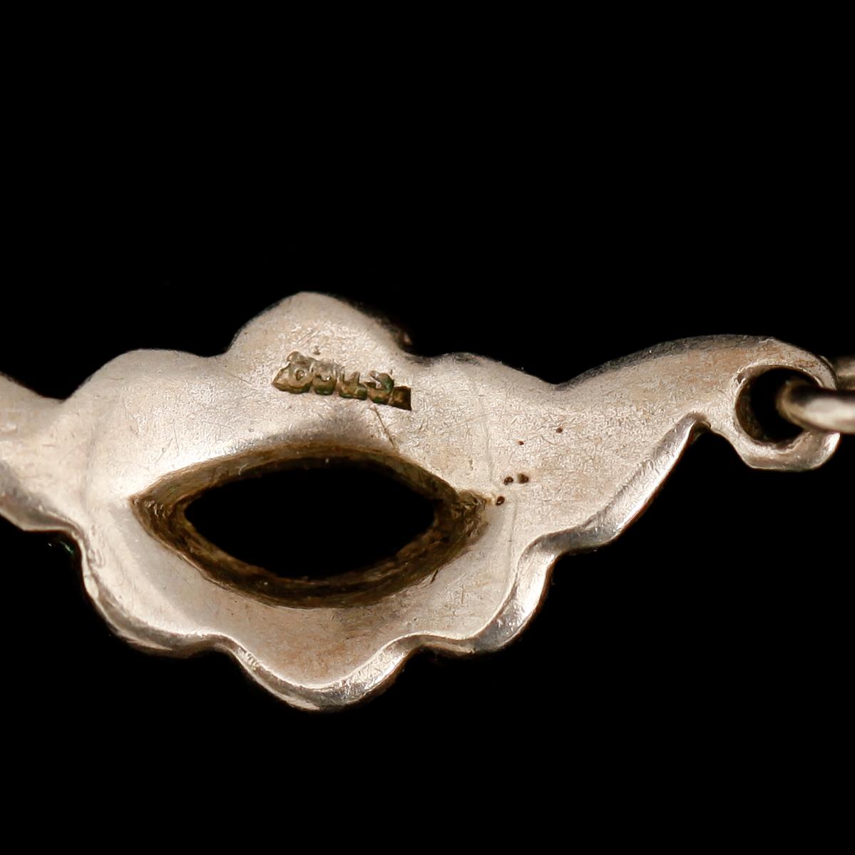 HALSBAND, ARMBAND SAMT BROSCH, silver, 1900-talets mitt. Vikt 52 g.