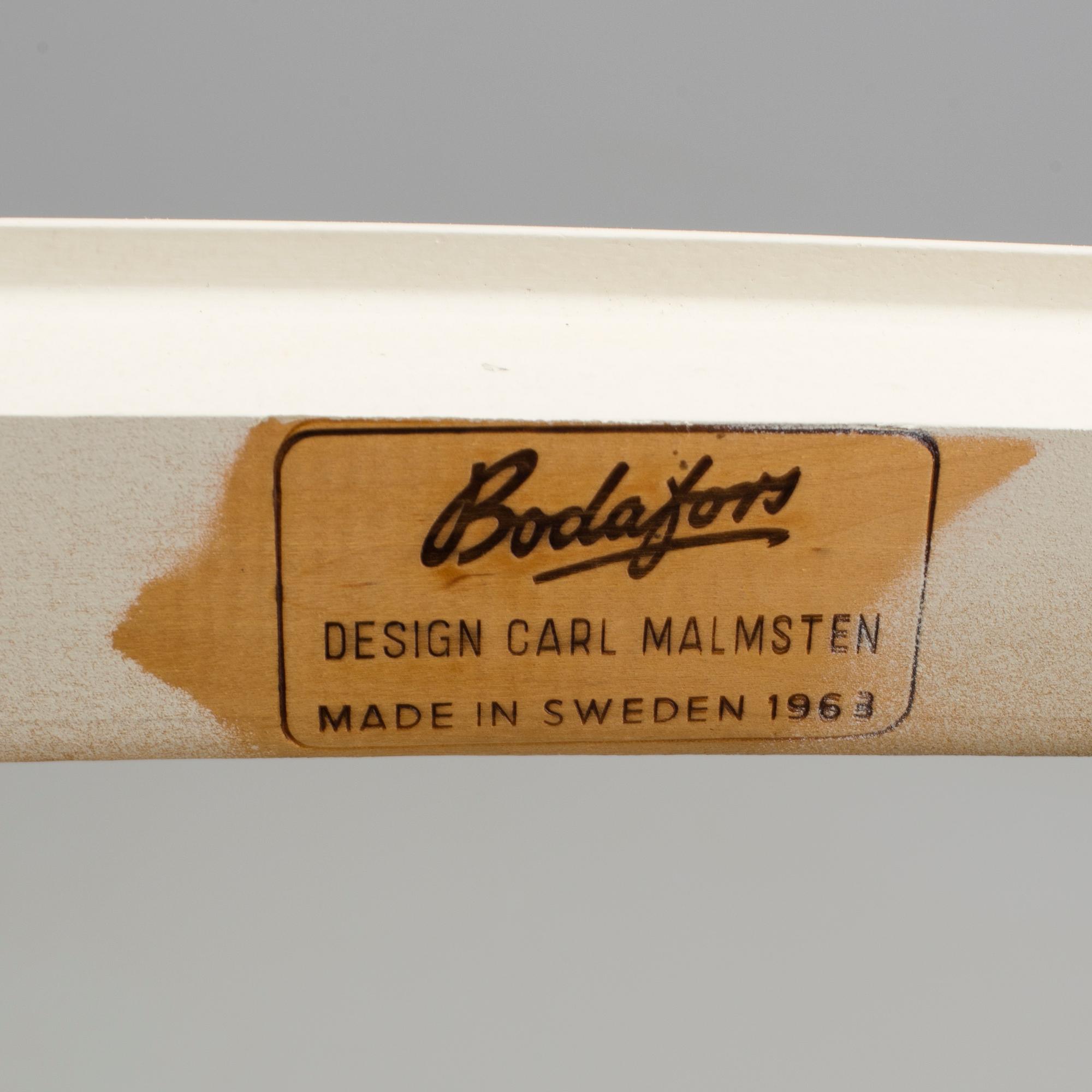 CARL MALMSTEN, 6 dining chairs and one table, Bodafors 1963.