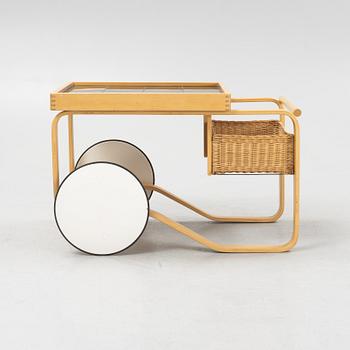 Alvar Aalto, serving trolley/tea cart model 900, Artek, Finland.