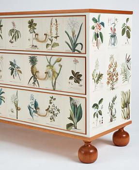 Josef Frank, a mahogany chest of drawers 'Flora Linné', Svenskt Tenn, Sweden 2007, made in a limited edition of model nr 1050.