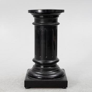 Pedestal, around the year 1900.