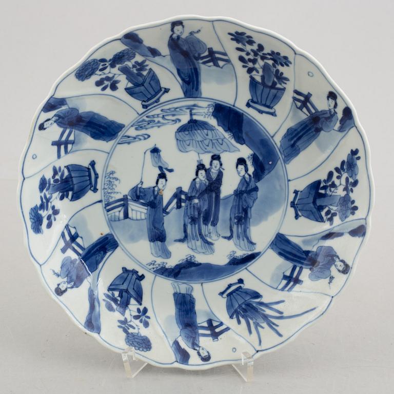 Fat, 2 st, porslin, Kina, Kangxi (1662-1722).