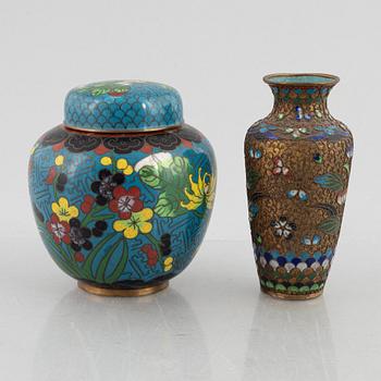 A cloisonné vase and jar with lid, China, around 1900.