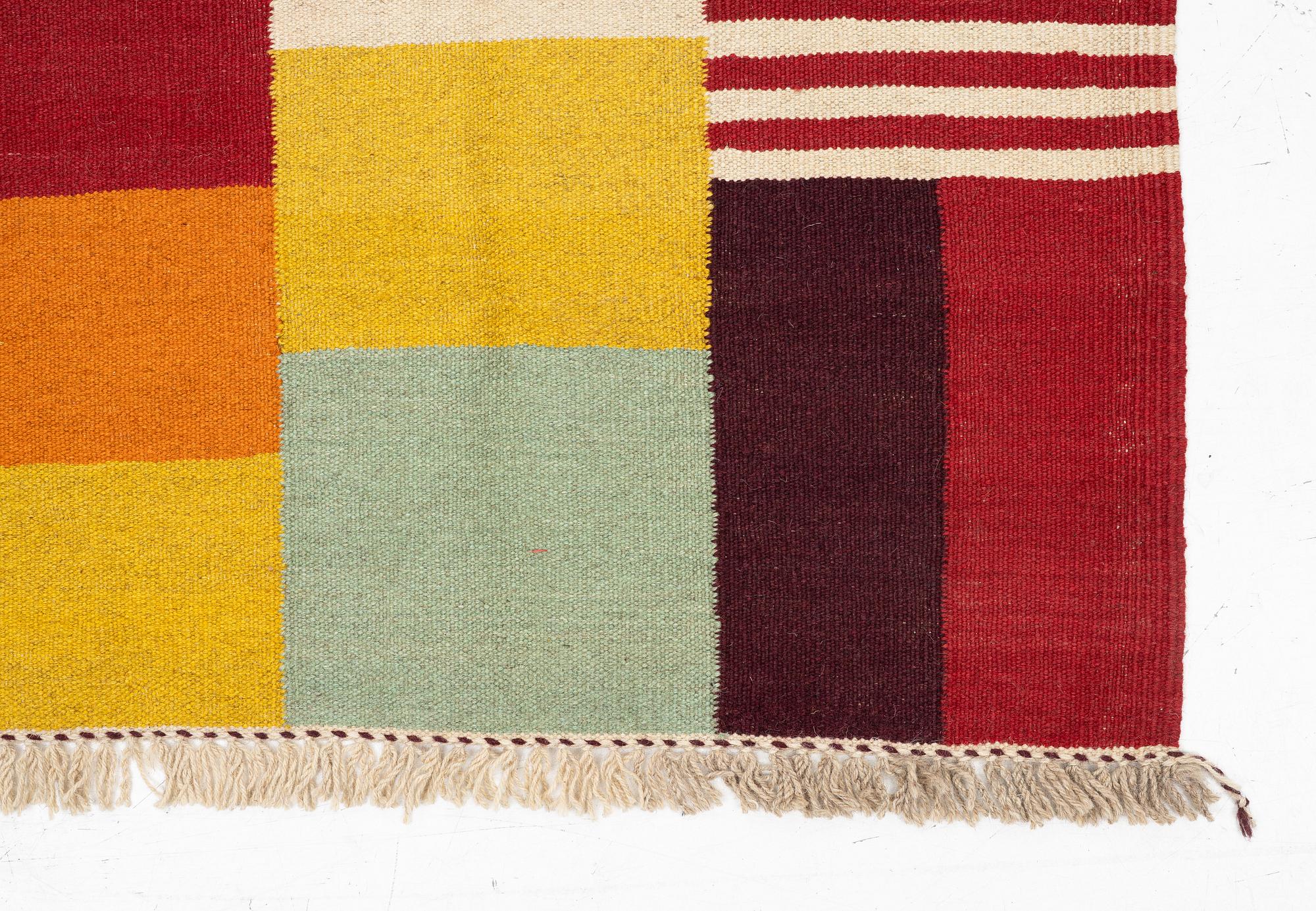 A Kelim runner caroet, 300 x 84 cm.