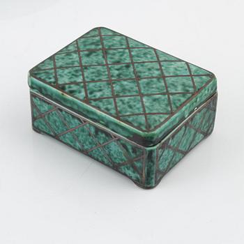 Wilhelm Kåge, vas, ask samt fat, stengods, "Argenta", Gustavsberg.