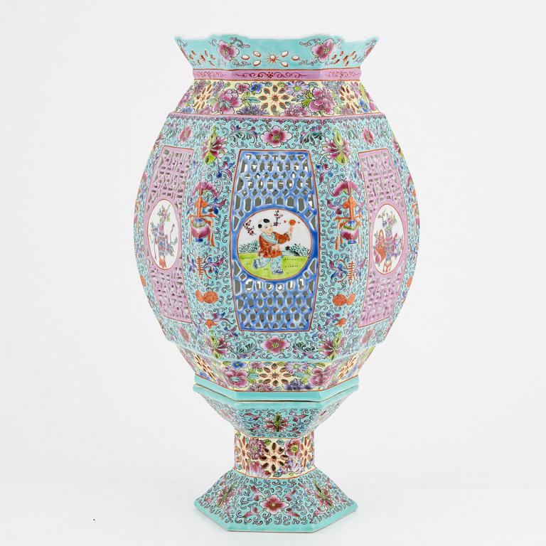 A porcelain lantern, China, second half of the 20th century.