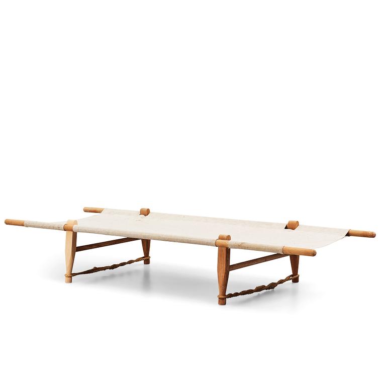 Ole Gjerløv–Knudsen, daybed, 'OGK', Skovshoved Møbelfabrik, Denmark.