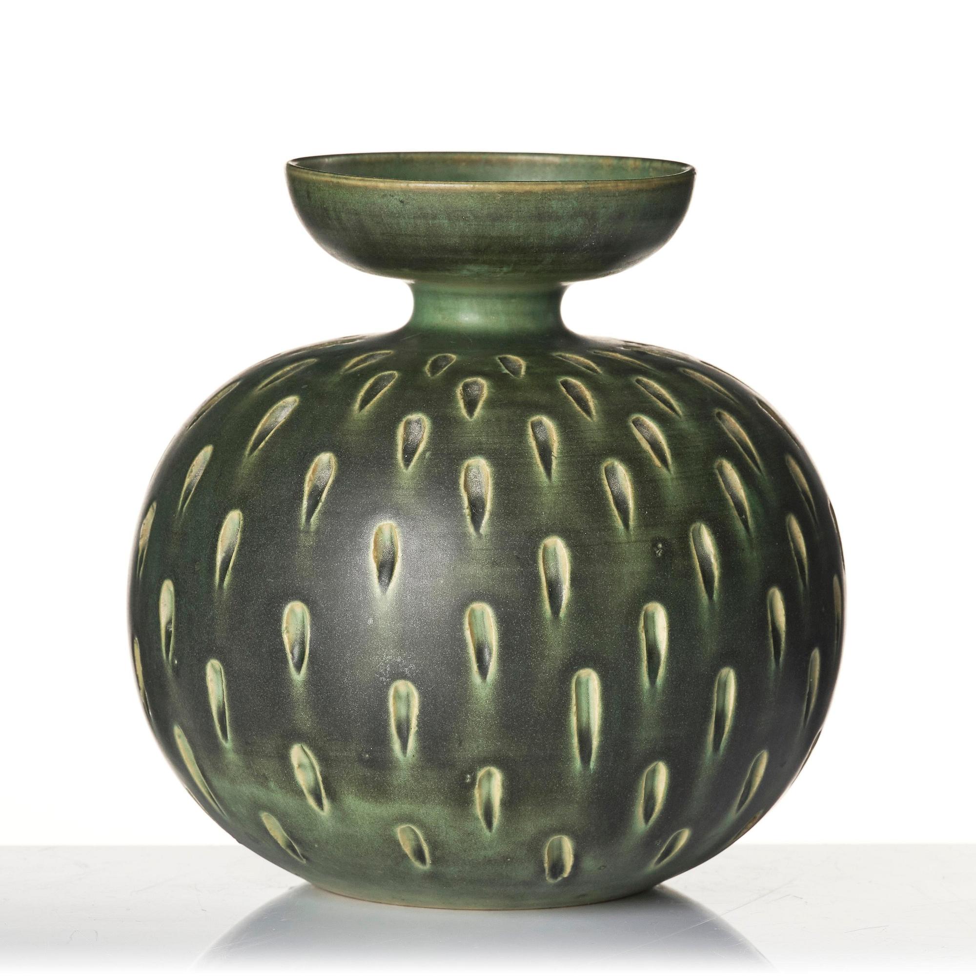 Stig Lindberg, a stoneware vase, Gustavsberg Studio 1960.