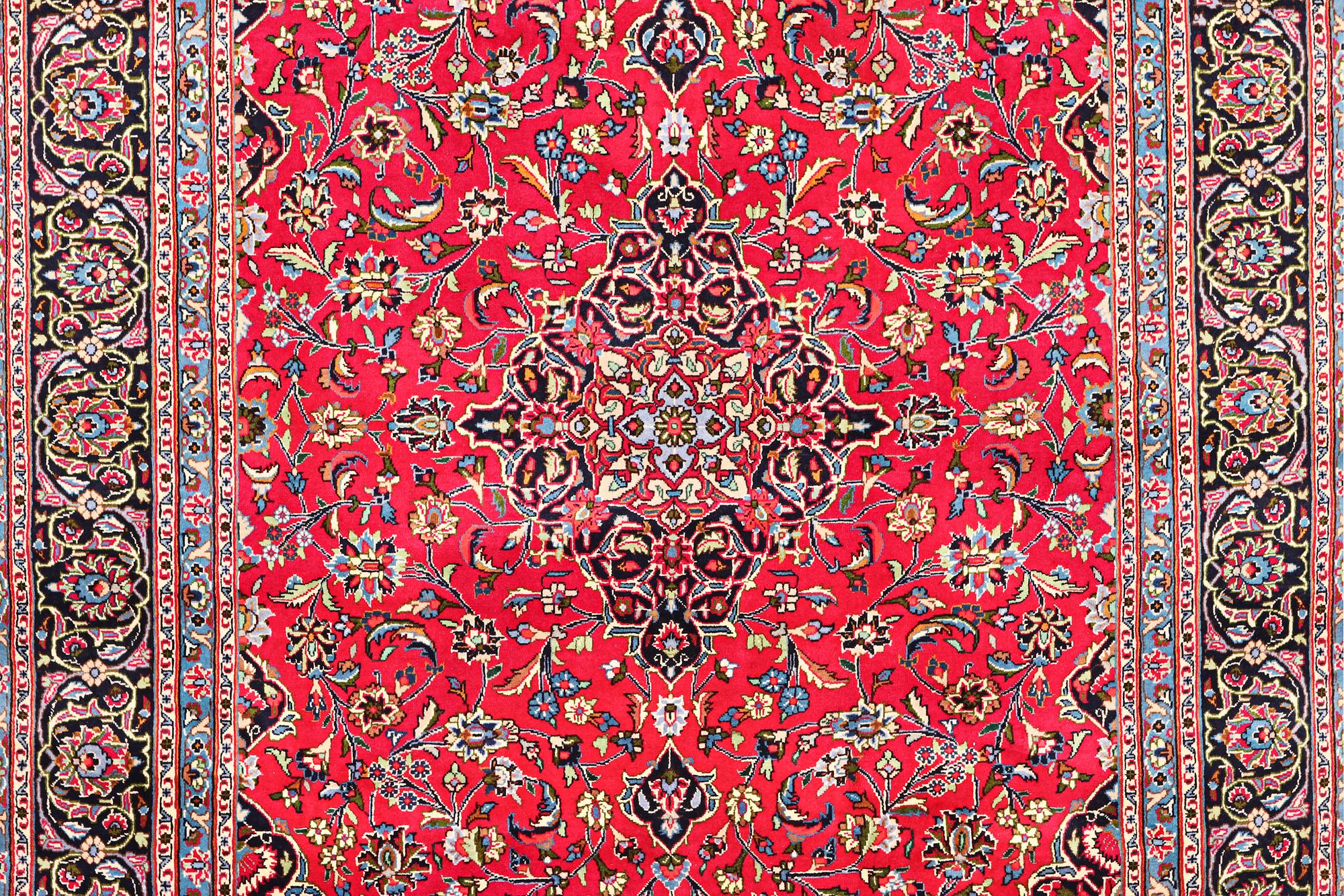 Matta, Keshan, ca. 307 x 200 cm.