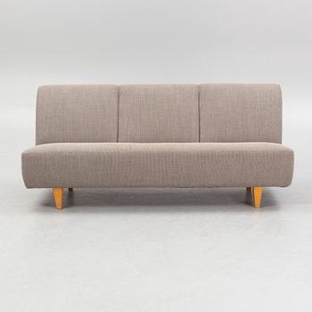 Bruno Mathsson, a 'T201' sofa, model designed in 1939.