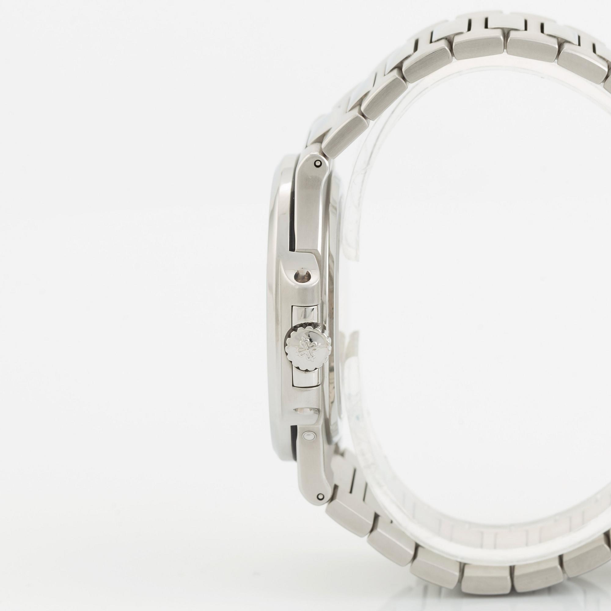 Patek Philippe, Nautilus, Moon Phase, ca 2009.
