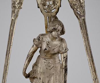 UPPLÄGGNINGSFAT, vitmetall, jugend, 1900-talets första hälft.