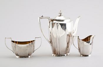 KAFFESERVIS, 3 delar samt BRICKOR, 2 st, nysilver, en märkt Dufva, 1900-talets första hälft.