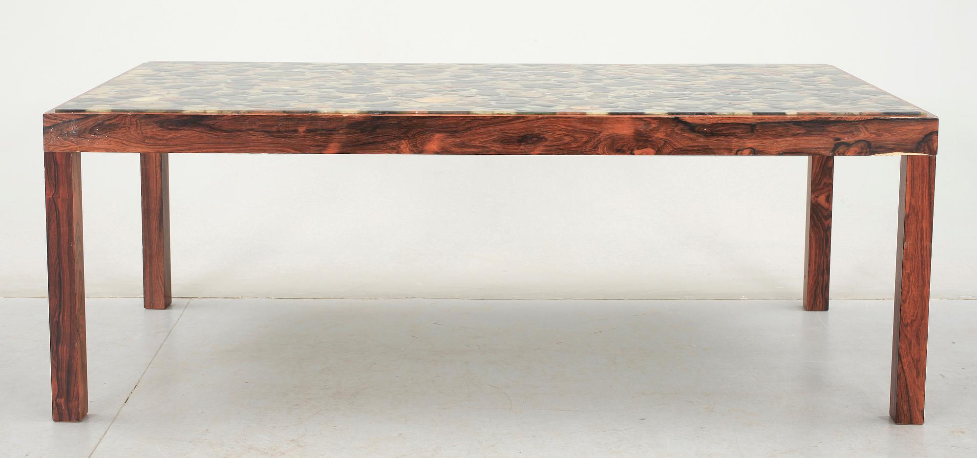 SOFFBORD, troligen Forsells konststen AB Norberg, 1900-talets andra hälft.