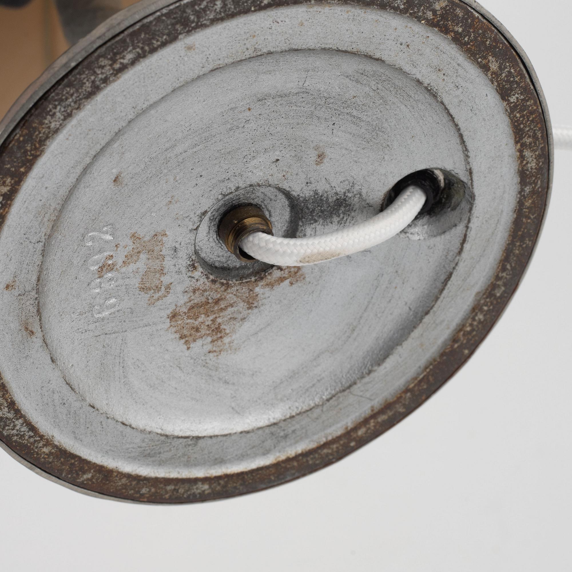 Harald Notini, table lamp, model "6892", Arvid Böhlmarks Lampfabrik, Sweden 1930s.