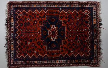 MATTA, semiantik, Shiraz, ca 148 x 108 cm.