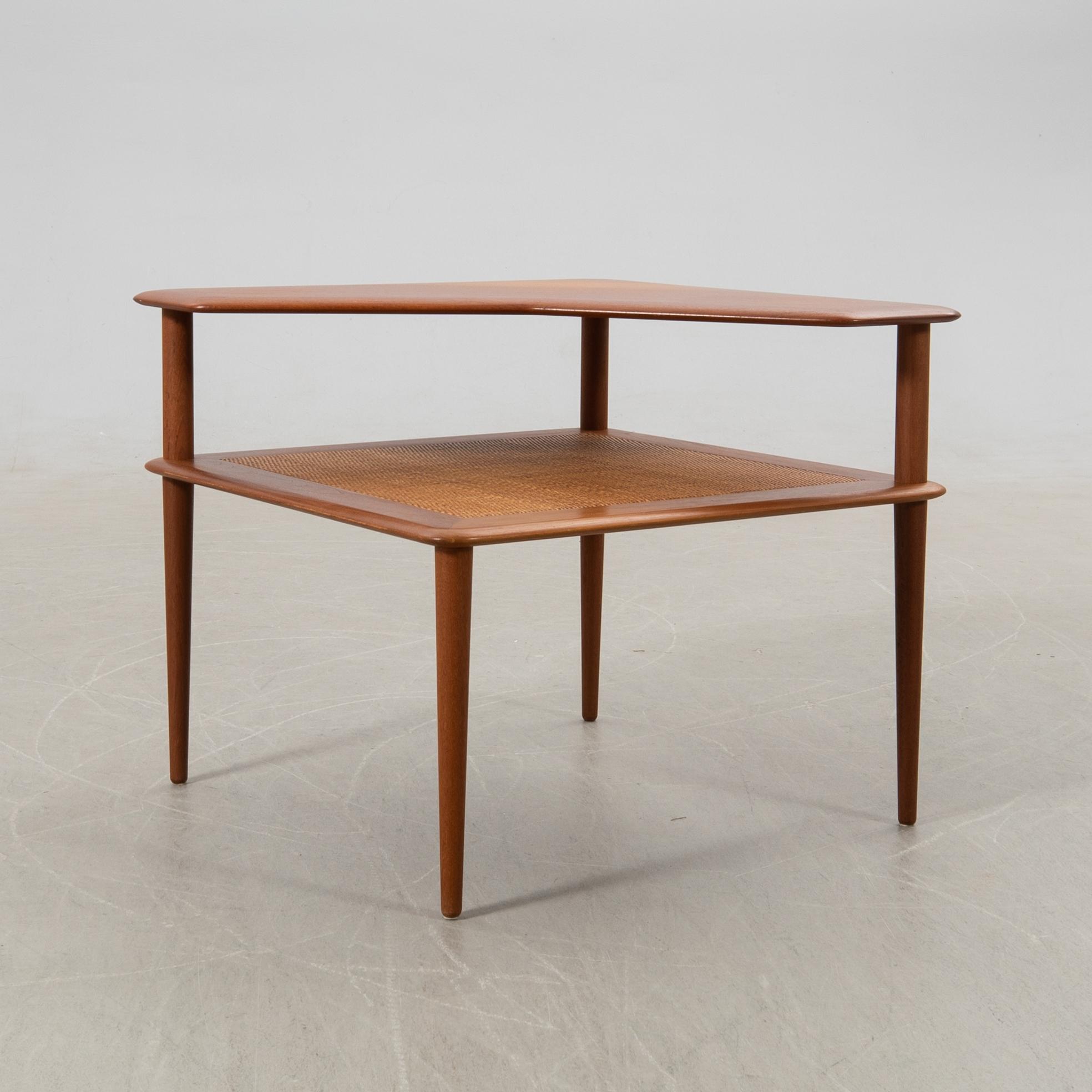 Peter Hvidt & Orla Mølgaard Nielsen, coffee table, "Minerva", France & Son, Denmark, 1960s.