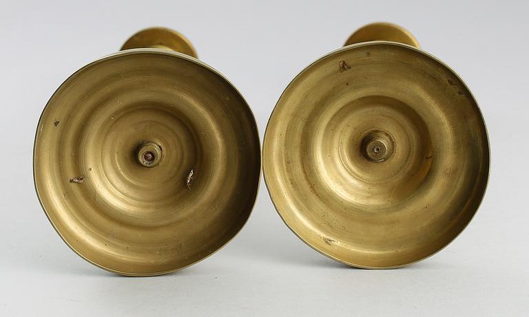 LJUSSTAKAR, 1 par, mässing, empire, 1800-talets första hälft.