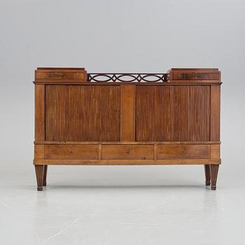 SIDEBOARD, delvis empire, 1800-talets första hälft.