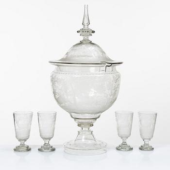 A lidded cup with four glasses, 20th century.