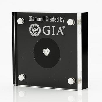 Hjärtformad briljantslipad diamant 0.50 ct medföljande GIA dossier.