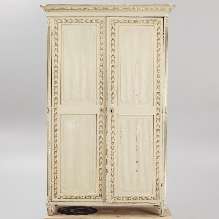 A late Gustavian cabinet, early 19th century.