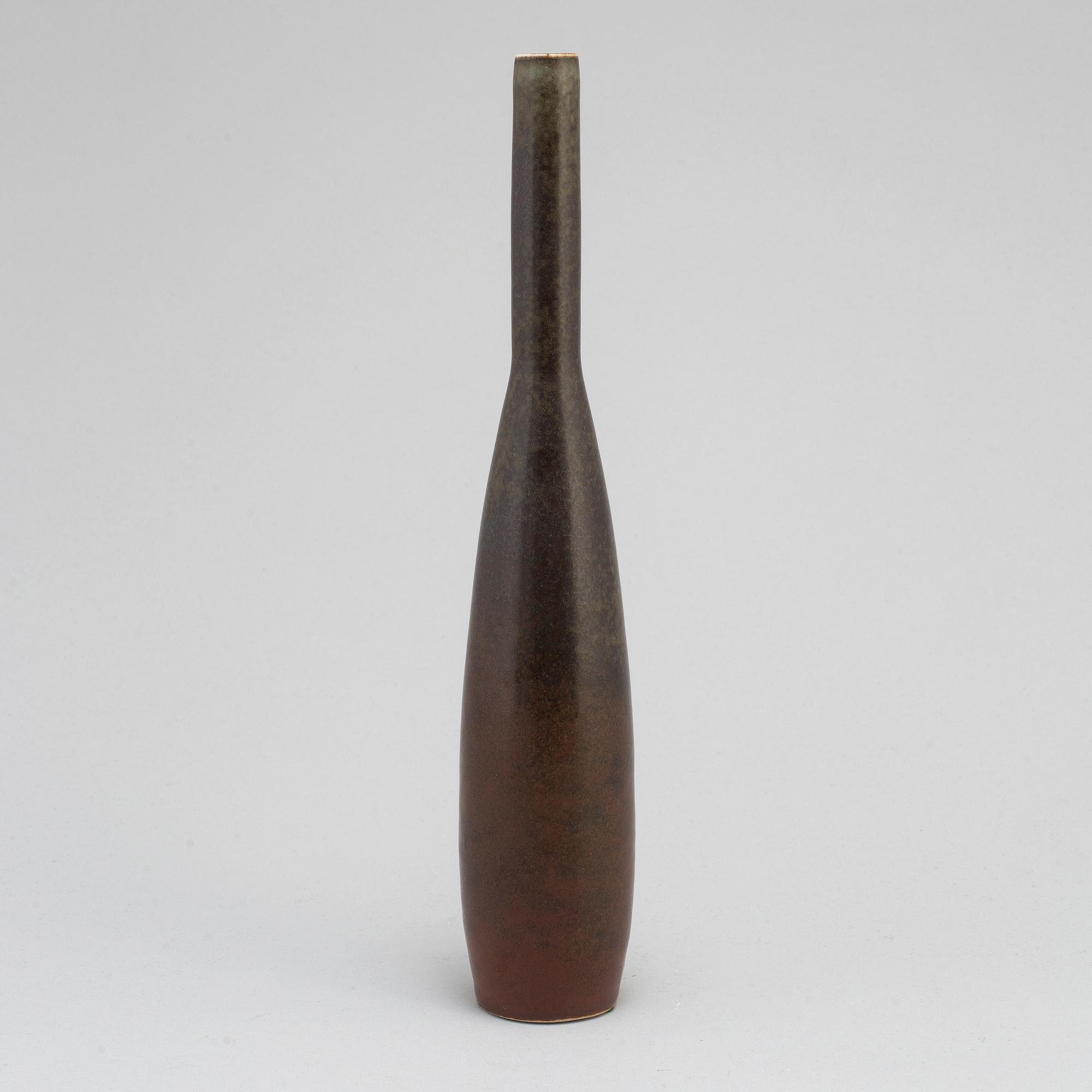 CARL-HARRY STÅLHANE, a signed stoneware vase, Rörstrand, dated -61.