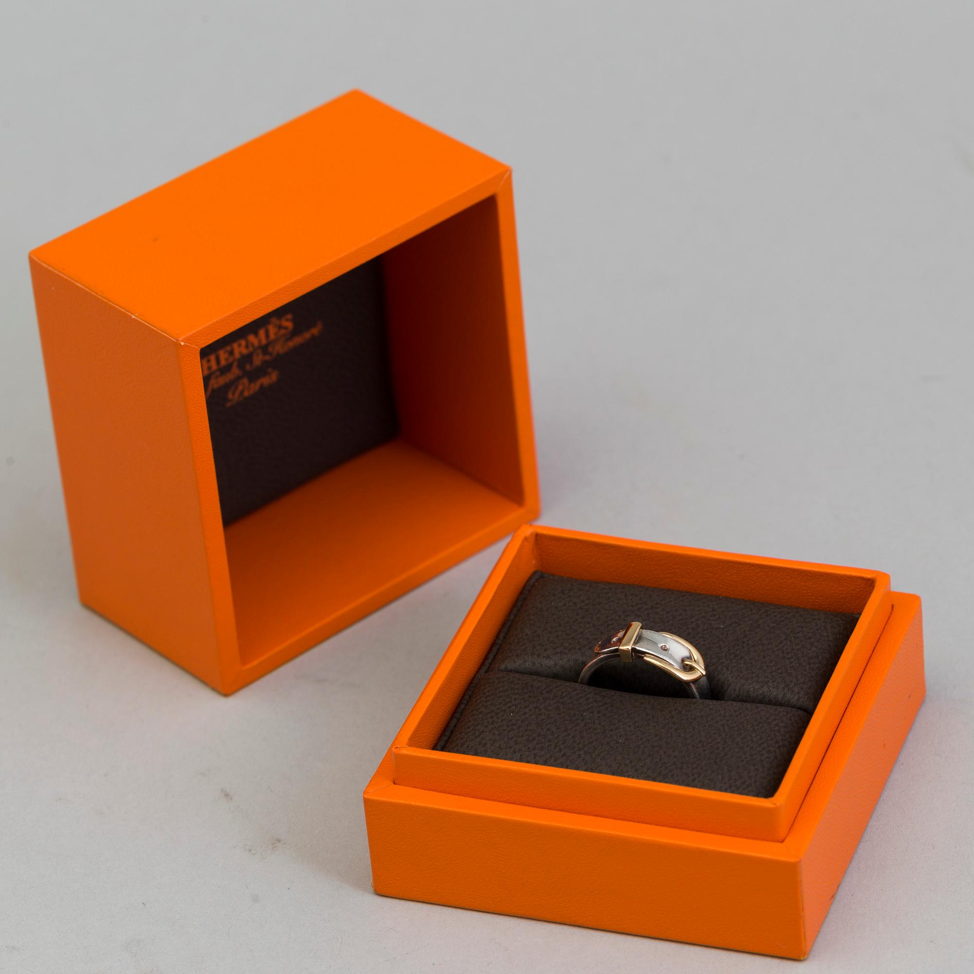 RING, Hermès.