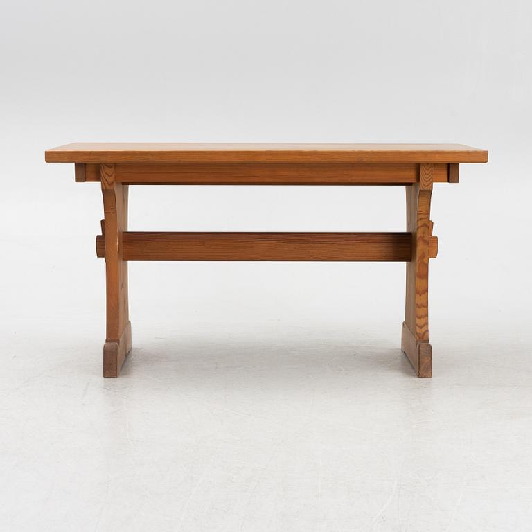 A Nordiska Kompaniet dining table with extension leaves, from the 'Lovö' series.