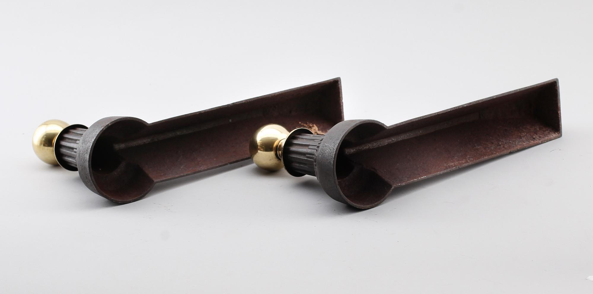 ELDHUNDAR, 1 par, sent 1800-/tidigt 1900-tal.