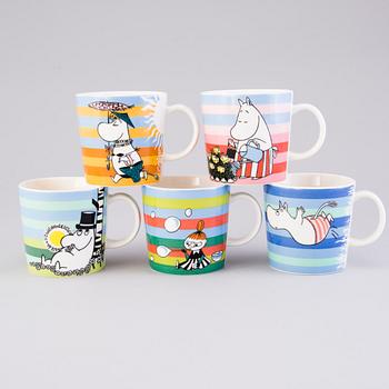 MOOMIN-MUGS, 5 pcs, porcelain, 'Summer season mugs', Moomin Characters, Arabia 2006-2011.