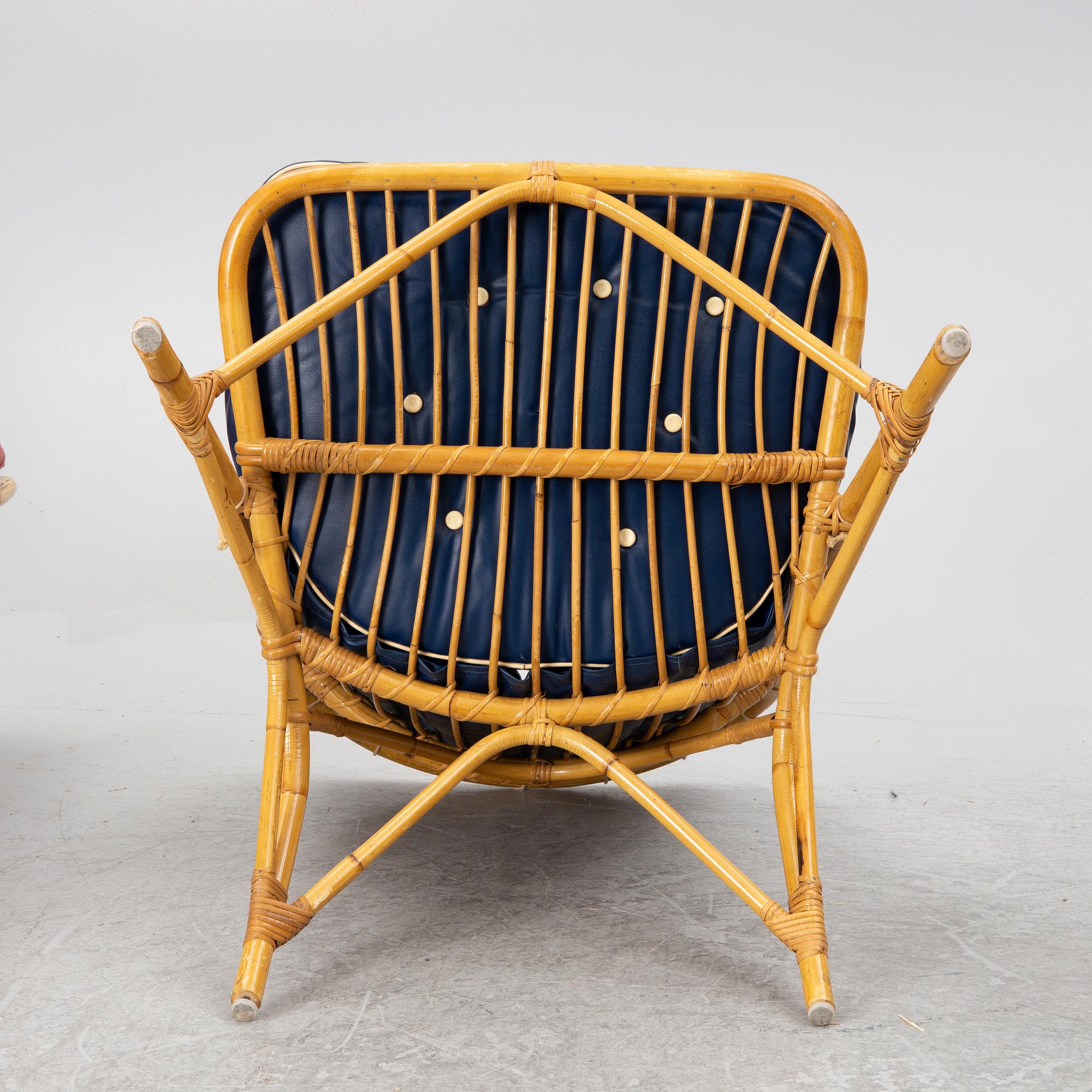 Seating group, 4 pieces, mid-20th century.