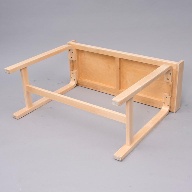 RÅDGIVNINGSBORD, Aino Aalto, Artek.