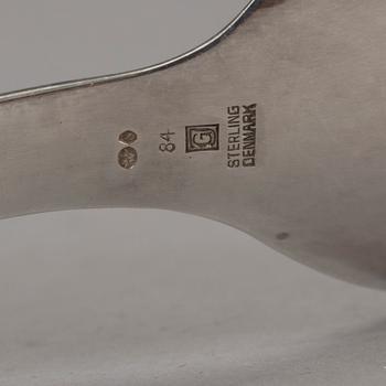 GEORG JENSEN, Danmark, silver. Serveringssked, ca 1933-1944. Vikt ca 103 gram.