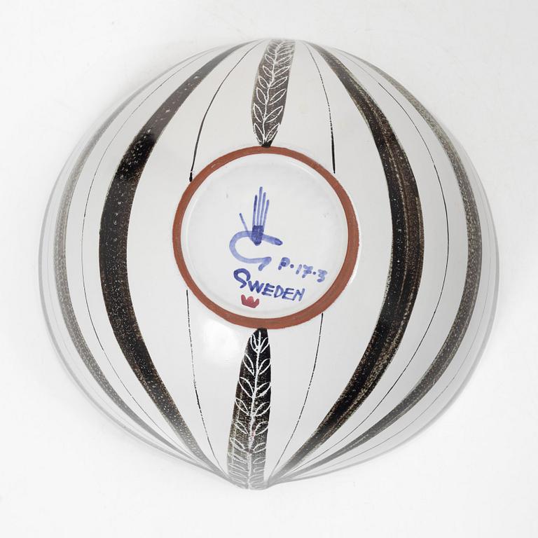 Stig Lindberg, A faience bowl, Gustavsberg Studio.