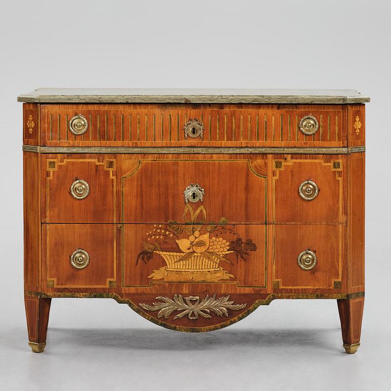 A Gustavian marquetry commode by G. Foltiern (master in Stockohlm 1771-1804).