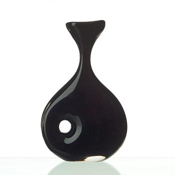 Vicke Lindstrand, An organic shaped vase, Kosta, 1950's.