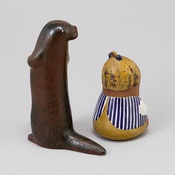 2 Lisa Larson stoneware figurines, Gustavsberg.