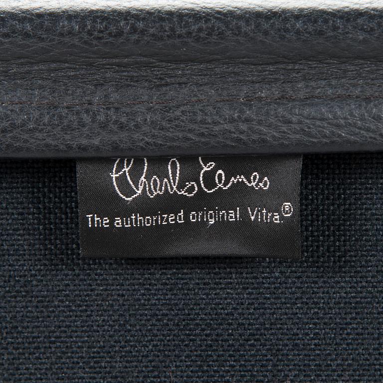 Charles & Ray Eames, kontorsstol, "Soft Pad Chair EA 219, high backrest", Vitra. 2000-tal.