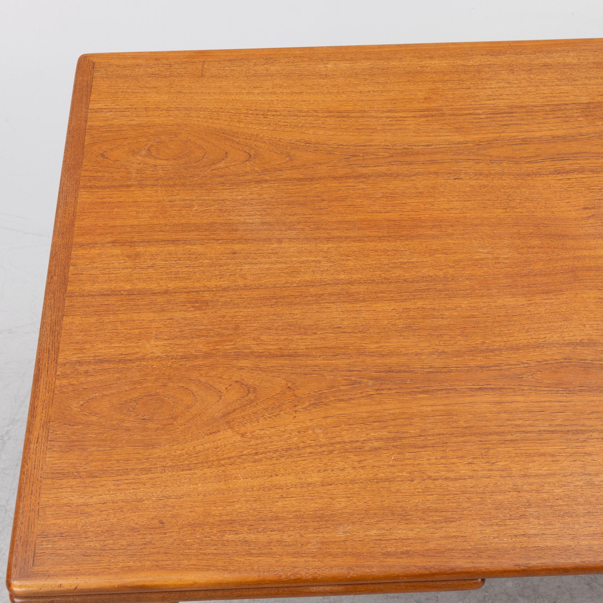 Hans J. Wegner, matbord, "AT-312", Andreas Tuck, Danmark, 1950-60-tal.