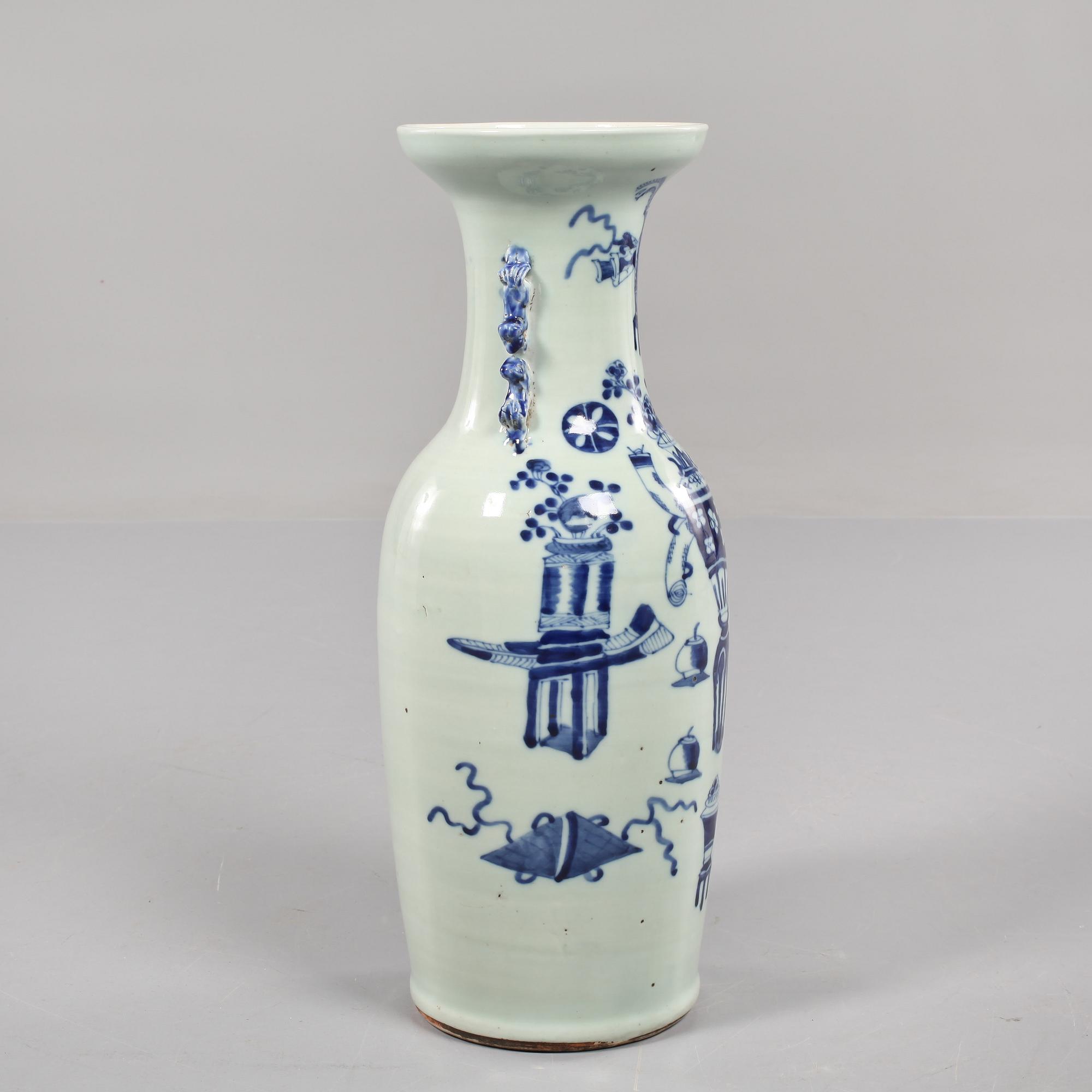 VAS, porslin, Kina, omkring sekelskiftet 1800/1900.