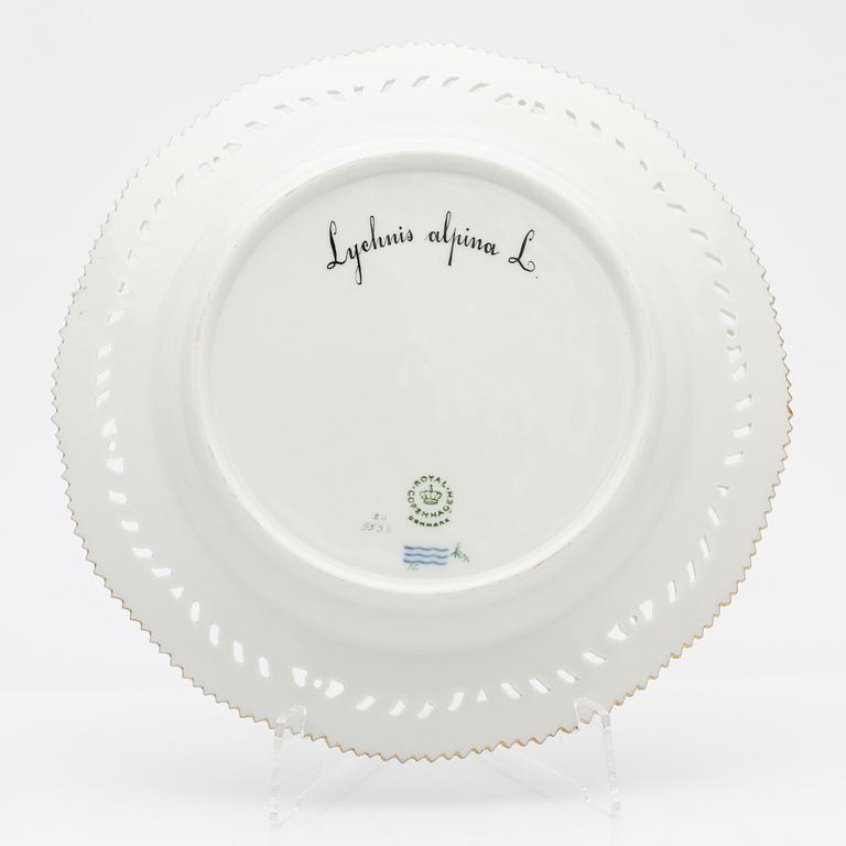 Royal Copenhagen, Tallrik, "Flora Danica", 1969-1974.