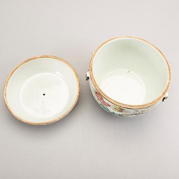 Skål med lock Kina 1800-tal porslin.